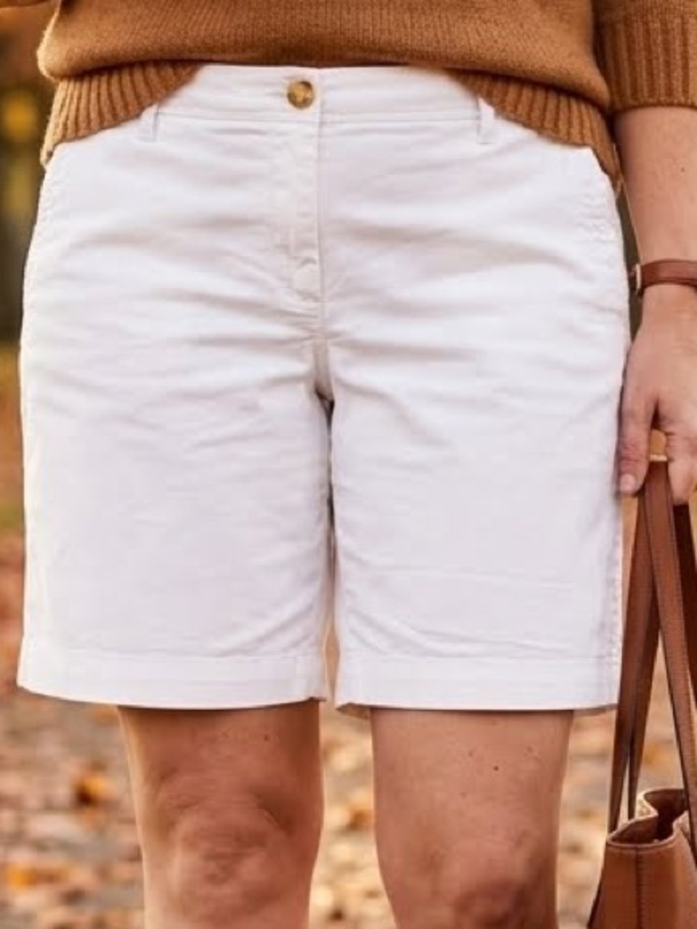Talbots Shorts Relaxed Chino mid-rise 7” White 4 Pockets Button Zip preppy sz 12